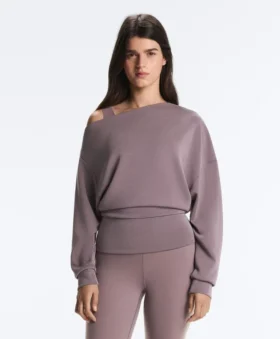 Ayarlanabilir bel ve Soft Touch modal kumaştan üretilmiş asimetrik yakalı sweatshirt