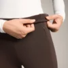 Cepli, yüksek bel, sıcak tutan geniş paça pantolonlar Cepli, yüksek bel, sıcak tutan geniş paça pantolonlar