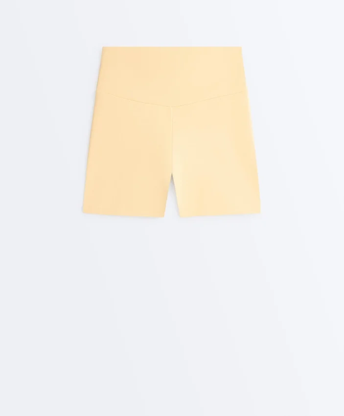Comfortlux Yüksek Bel 10 cm Hot Pantolon Comfortlux Yüksek Bel 10 cm Hot Pantolon