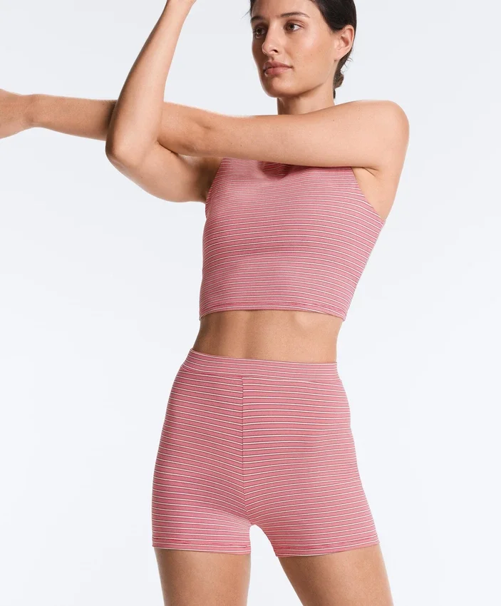 Comfortlux Yüksek Bel 5 cm Çizgili Hot Pantolon Comfortlux Yüksek Bel 5 cm Çizgili Hot Pantolon