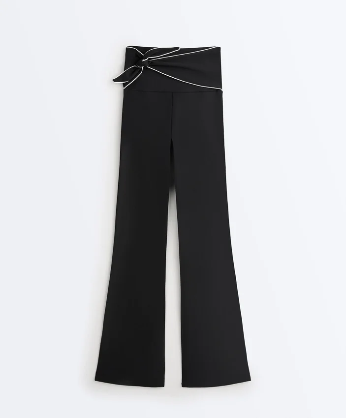 Comfortlux Yüksek Bel Fiyonklu Geniş Paça Pantolonlar Comfortlux Yüksek Bel Fiyonklu Geniş Paça Pantolonlar