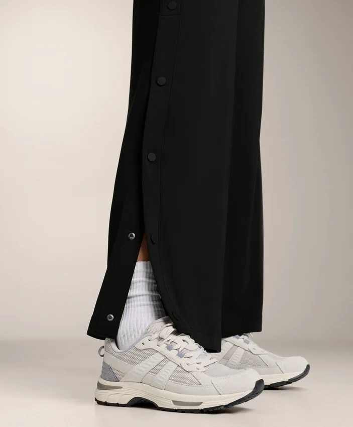 Düğmeli ve Soft Touch Modal Ribana Düz Paça Pantolonlar Düğmeli ve Soft Touch Modal Ribana Düz Paça Pantolonlar