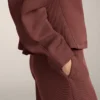 Fırçalanmış Modalden Yapılmış Belden Sıkı Ceket Fırçalanmış Modalden Yapılmış Belden Sıkı Ceket