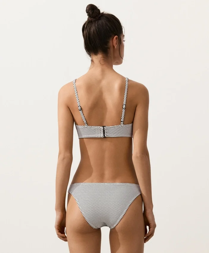 Jakarlı Polka Dot Halter Bikiniler Jakarlı Polka Dot Halter Bikiniler