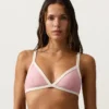Kontrast Süslemeli Üçgen Bikini Üst Giyim Kontrast Süslemeli Üçgen Bikini Üst Giyim