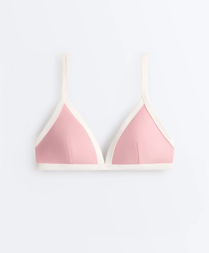 Kontrast Süslemeli Üçgen Bikini Üst Giyim Kontrast Süslemeli Üçgen Bikini Üst Giyim