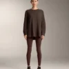 Oversize Pamuk Karışımlı Uzun Kollu Tişört Oversize Pamuk Karışımlı Uzun Kollu Tişört