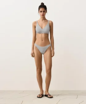 Polka Dot Jakarlı U-Cut Orta Örtücülükte Bikiniler Külotu Polka Dot Jakarlı U-Cut Orta Örtücülükte Bikiniler Külotu