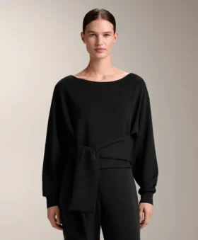 Soft Touch kumaştan üretilmiş, yumuşak dokunuşlu düğümlü sweatshirt