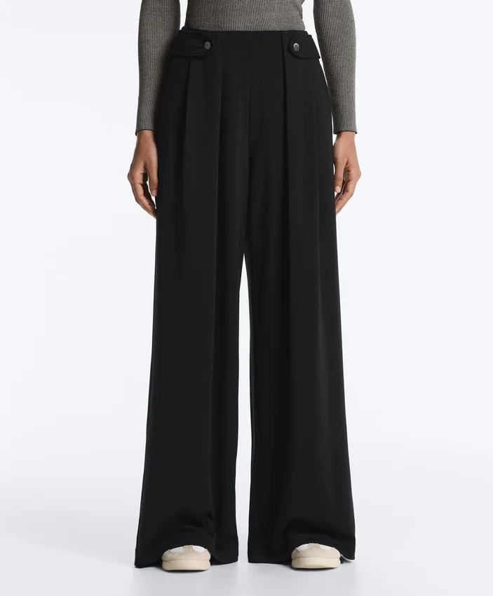 Soft Touch Modal Geniş Paça Pantolon, Bel Kısmında Pileli Detay Soft Touch Modal Geniş Paça Pantolon, Bel Kısmında Pileli Detay