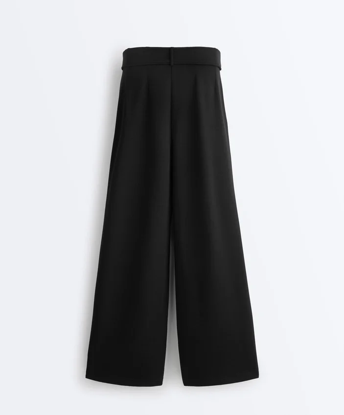 Soft Touch Modal Geniş Paça Pantolon, Bel Kısmında Pileli Detay Soft Touch Modal Geniş Paça Pantolon, Bel Kısmında Pileli Detay