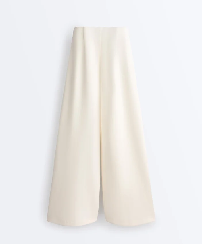 Soft Touch modal ve biye detaylı düz paça pantolon Soft Touch modal ve biye detaylı düz paça pantolon