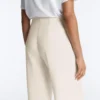 Soft Touch modal ve biye detaylı düz paça pantolon Soft Touch modal ve biye detaylı düz paça pantolon