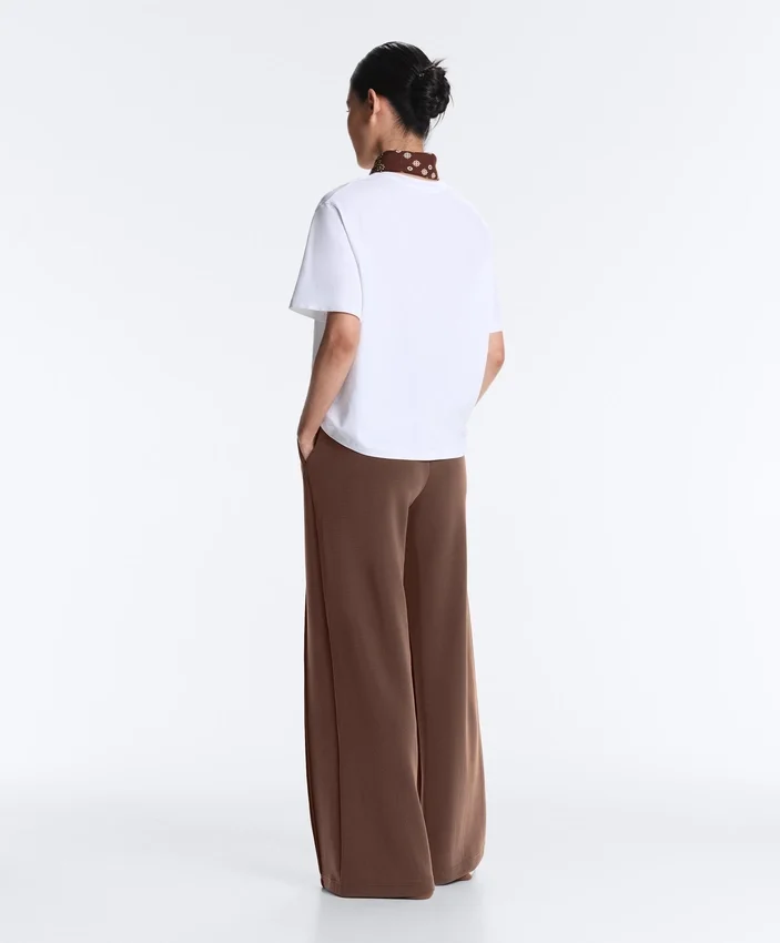 Soft Touch modal ve biye detaylı düz paça pantolon Soft Touch modal ve biye detaylı düz paça pantolon