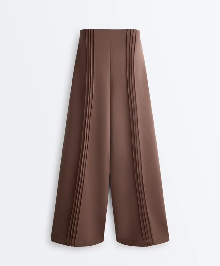 Soft Touch modal ve biye detaylı düz paça pantolon Soft Touch modal ve biye detaylı düz paça pantolon
