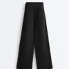 Soft Touch Modal ve Hemstitch Detaylı Geniş Paça Pantolonlar Soft Touch Modal ve Hemstitch Detaylı Geniş Paça Pantolonlar