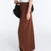 Soft Touch Modal ve Pileli Detaylı Uzun Pantolonlar Soft Touch Modal ve Pileli Detaylı Uzun Pantolonlar