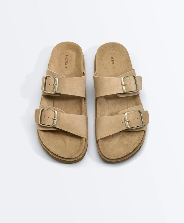 Toka Detaylı Yarı Süet Platform Sandaletler Toka Detaylı Yarı Süet Platform Sandaletler
