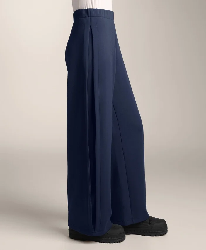 Yan Pileli ve Fırçalanmış Modal Cocoon Pantolonlar Yan Pileli ve Fırçalanmış Modal Cocoon Pantolonlar