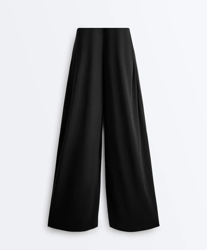 Yanında Pileli Modal Karışımlı Düz Paça Pantolon Yanında Pileli Modal Karışımlı Düz Paça Pantolon