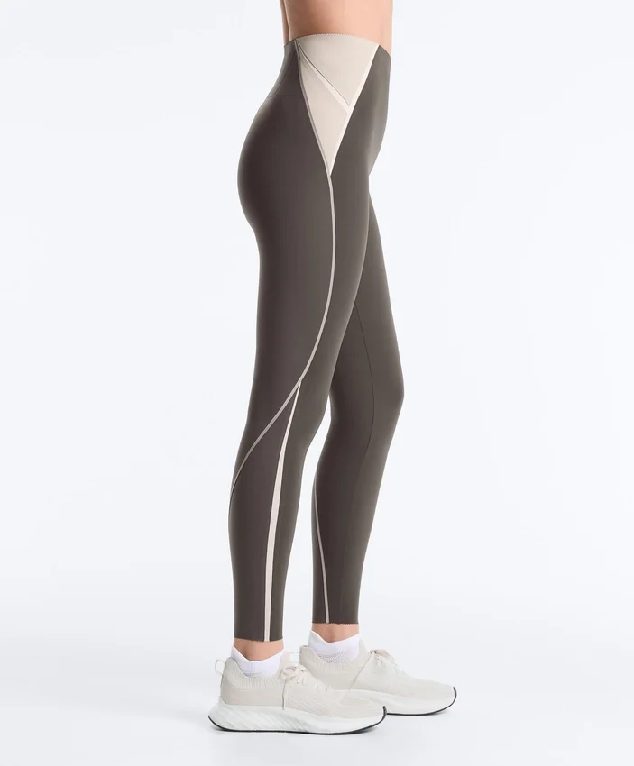 Yüksek Bel Compressive Yansıtıcı Core Control Ayak Bileği Uzunluğunda Taytlar Yüksek Bel Compressive Yansıtıcı Core Control Ayak Bileği Uzunluğunda Taytlar