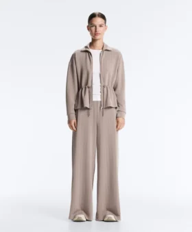 Yumuşak dokunuşlu Soft Touch modal kumaştan geniş paça çizgili pantolon